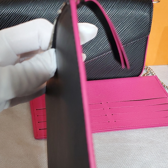 Authentic Louis Vuitton Epi Black Felicie Pochette (SOLD) - Picture 14 of 16